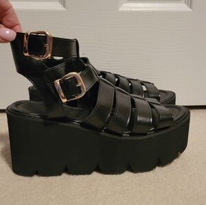NWOT Gladiator Platform Wedge Sandals